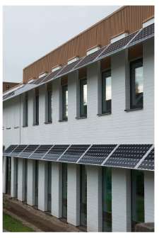 Солнечные модули на здании Шведской церкви